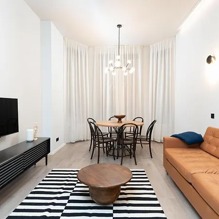 Dandelion Avalon Apartment Riga